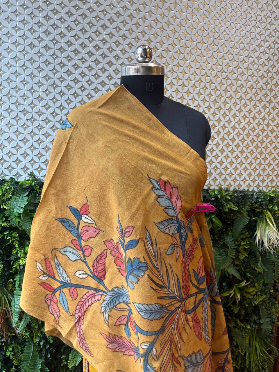 Kanika - Artistic Tussar Silk Stole