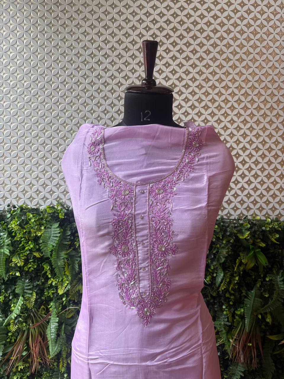 🌸 Mrinali – Zardozi Crepe Silk Kurti
