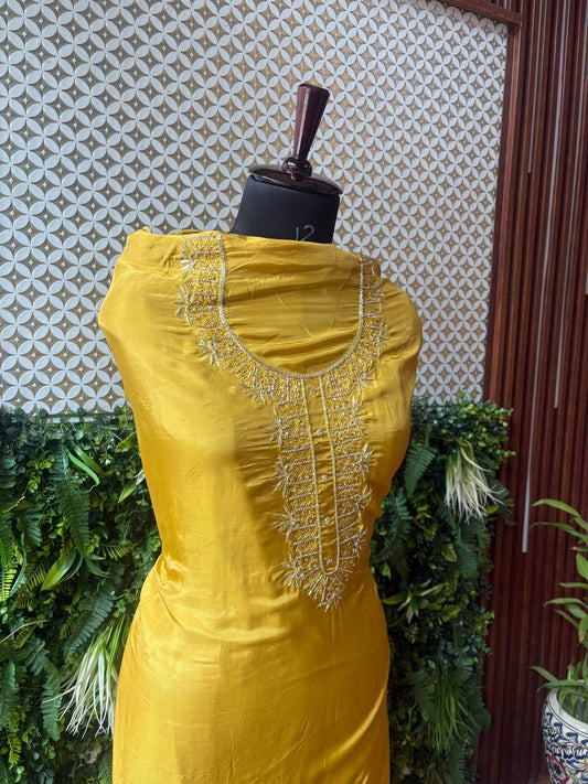🌼 Kanak – Zardozi Crepe Silk Kurti