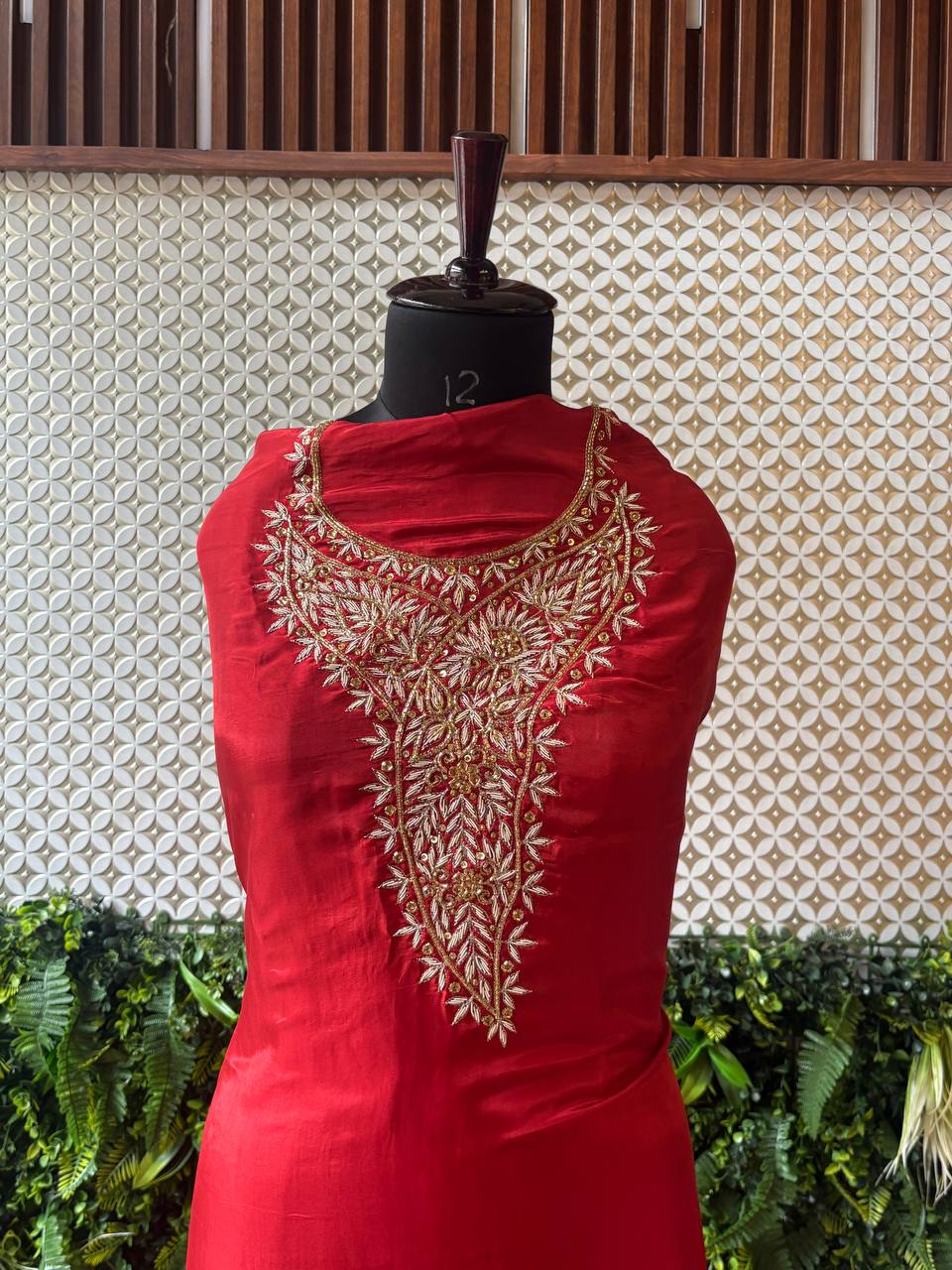 ❤ Laalima – Zardozi Crepe Silk Kurti