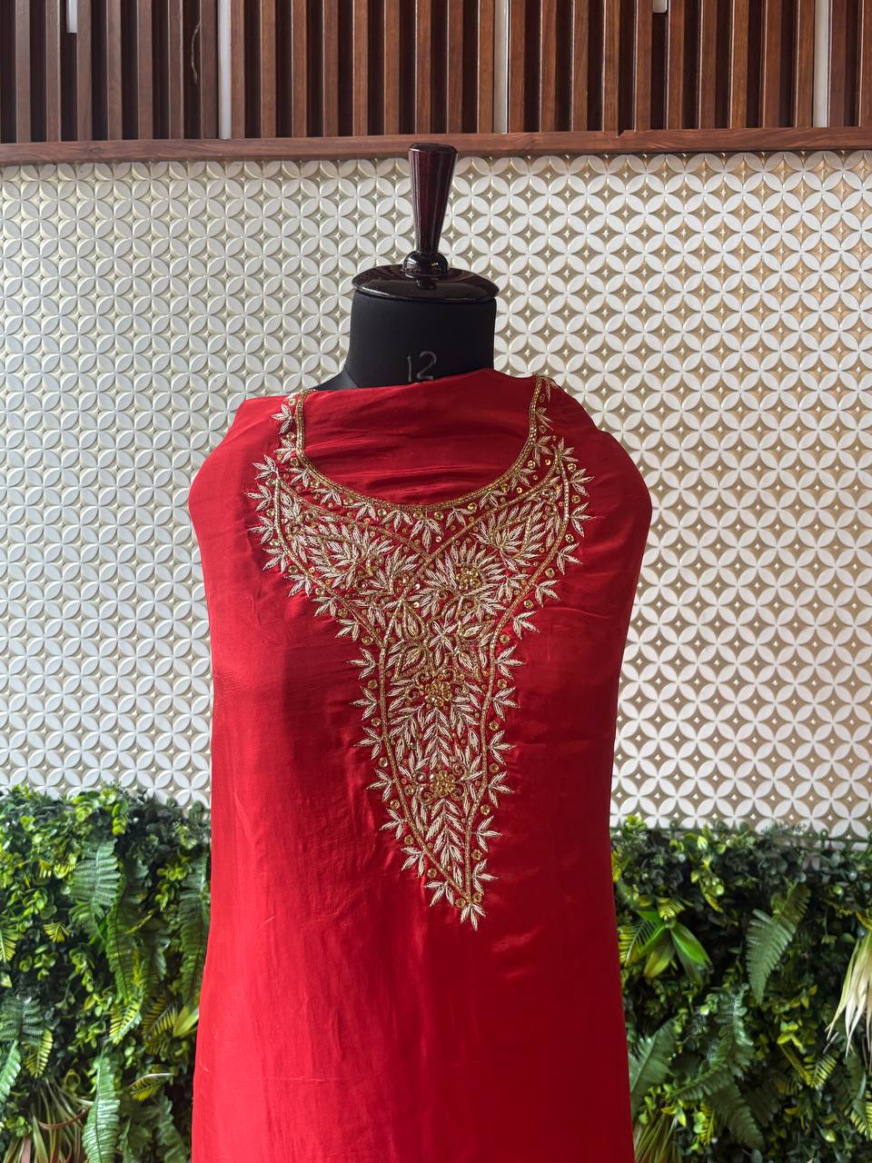 ❤ Laalima – Zardozi Crepe Silk Kurti