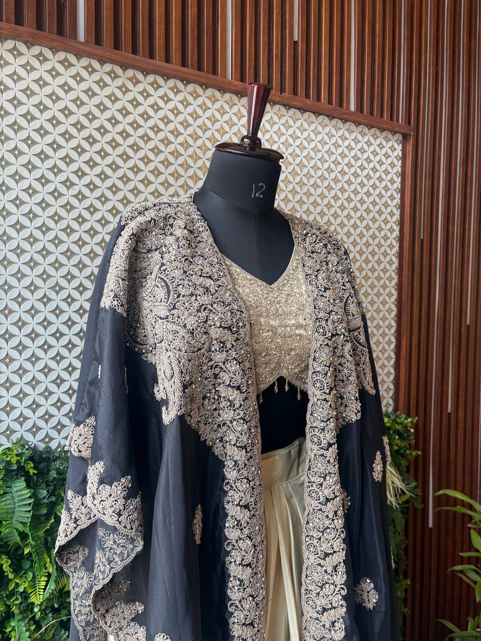 🌟 Noor – Black Embroidered Cape Set