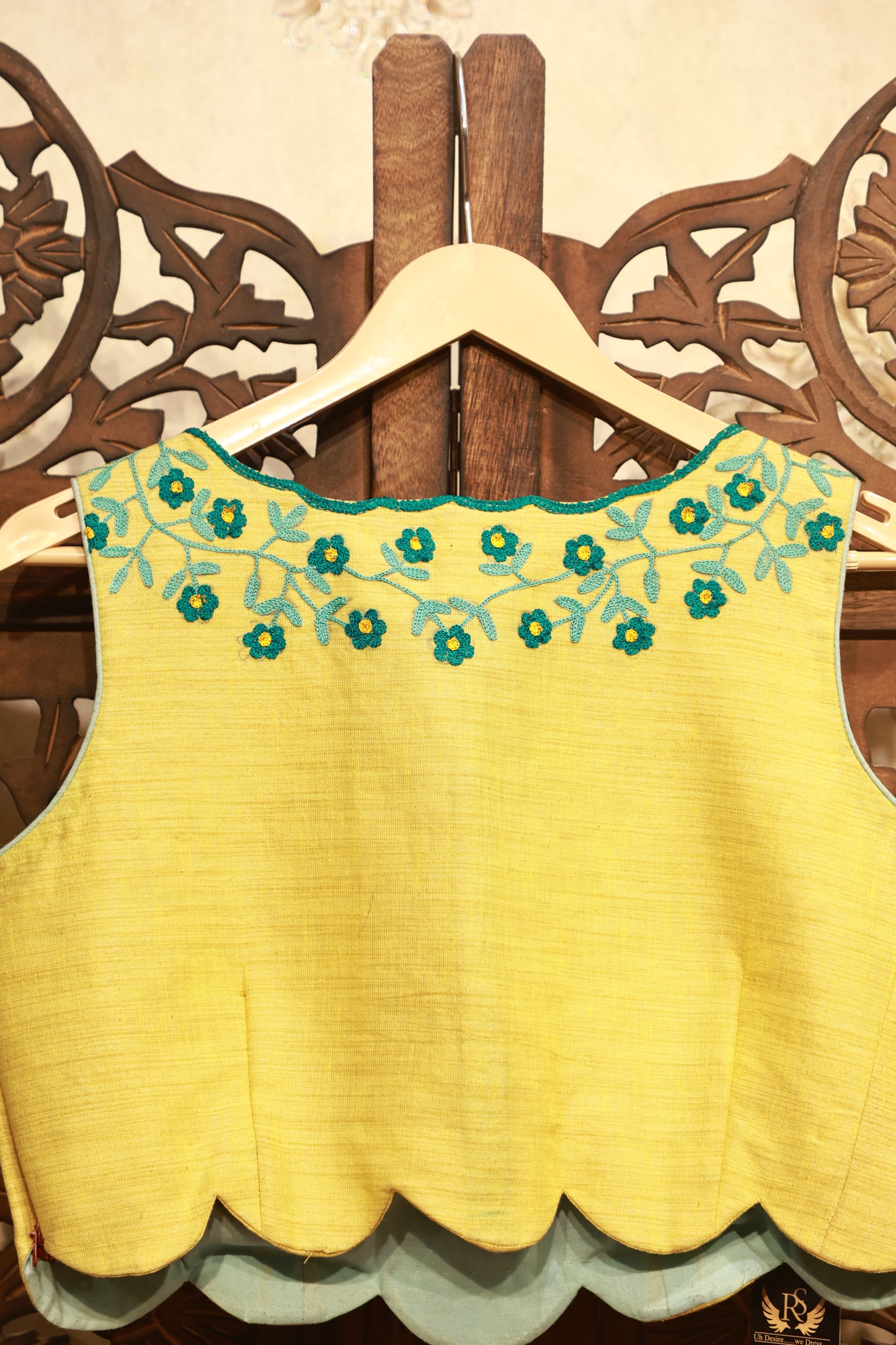 Meher Floral Scallop Blouse