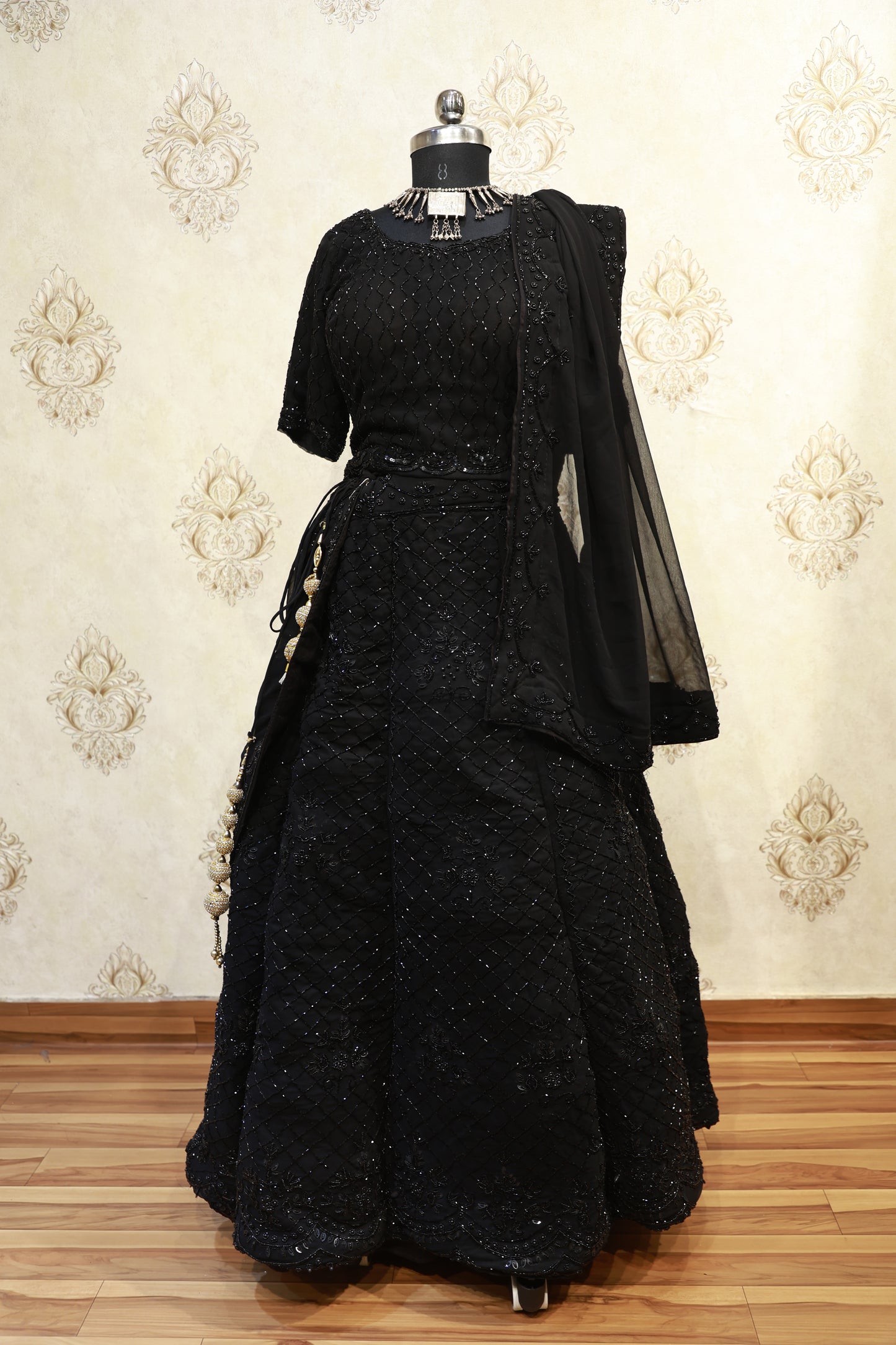 ELEGANT PARTY WEAR LEHNGA