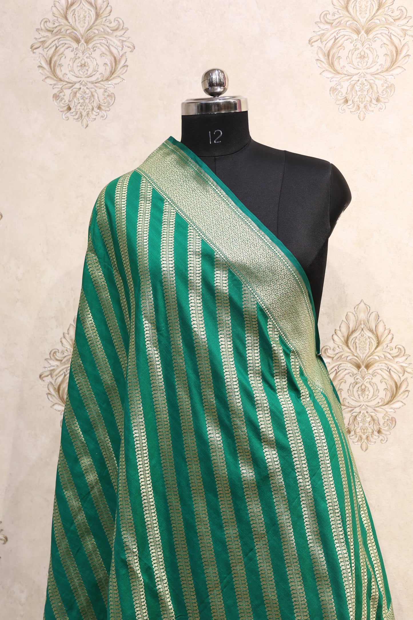 đź’š Vaani Striped Banarasi Silk Dupatta