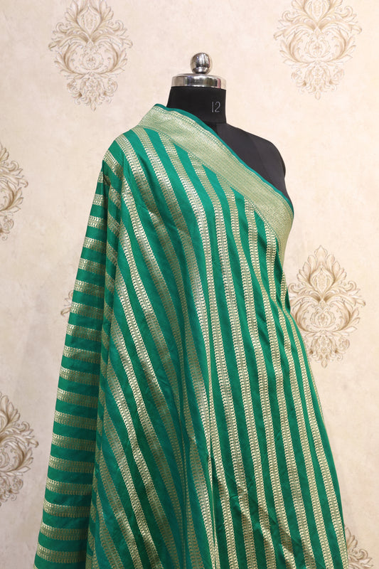π Vaani Striped Banarasi Silk Dupatta