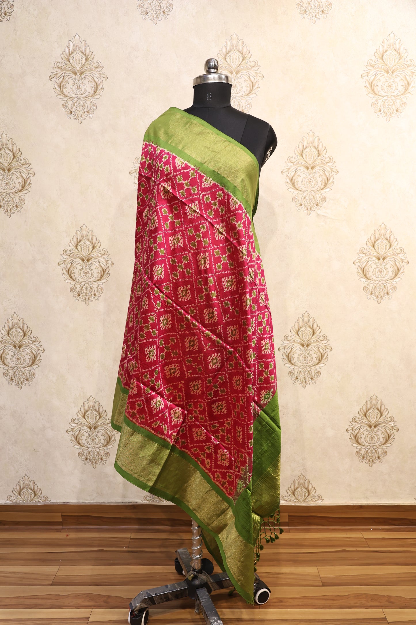 Karvi Ikkat South Silk Dupatta