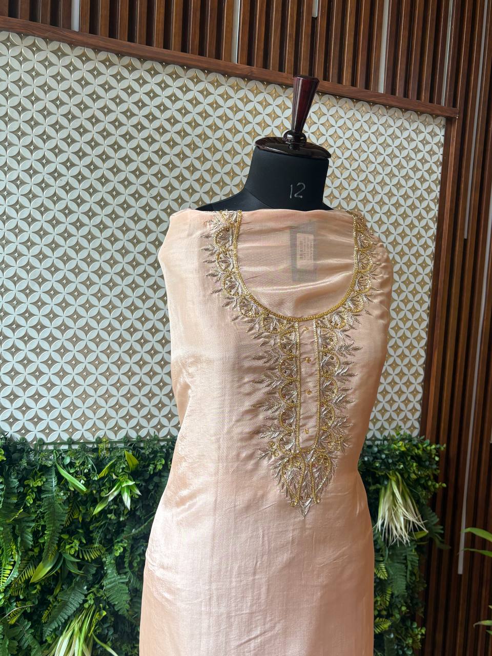 🌸 Gulbano – Zardozi Crepe Silk Kurti
