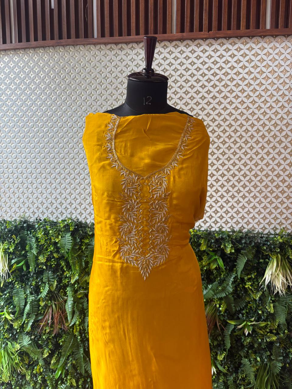 🌼 Sunehri – Zardozi Crepe Silk Kurti