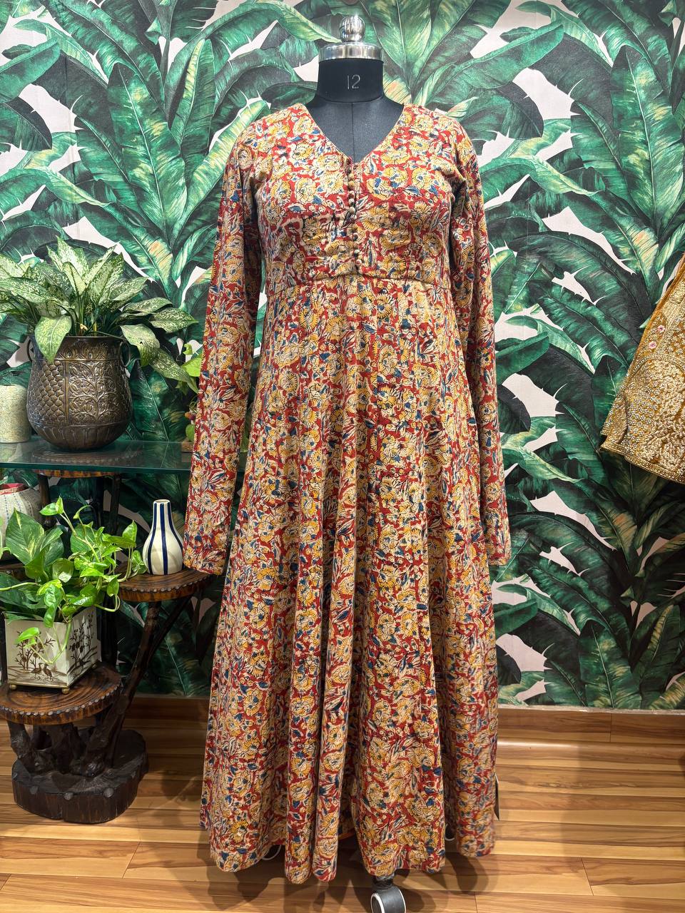 Rajnandini – Handcrafted Kalamkari Cotton Gown
