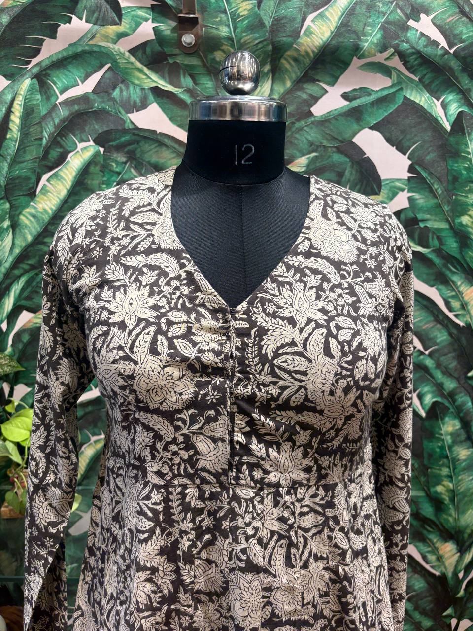 🖤 Raakhini – Handblock Printed Cotton Anarkali Kurti