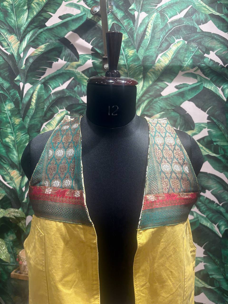 Sunshine & Peacock Kalamkari Ves