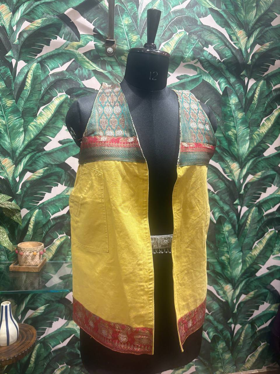 Sunshine & Peacock Kalamkari Ves