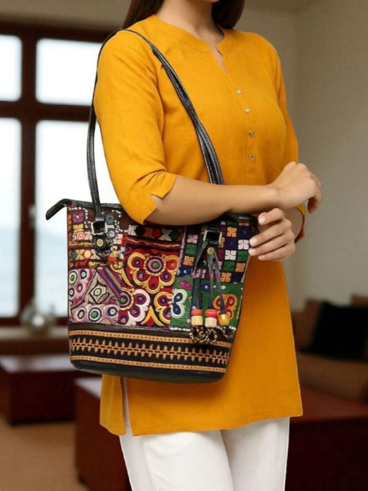 Noor - The Handcrafted Zardozi Bridal Clutch