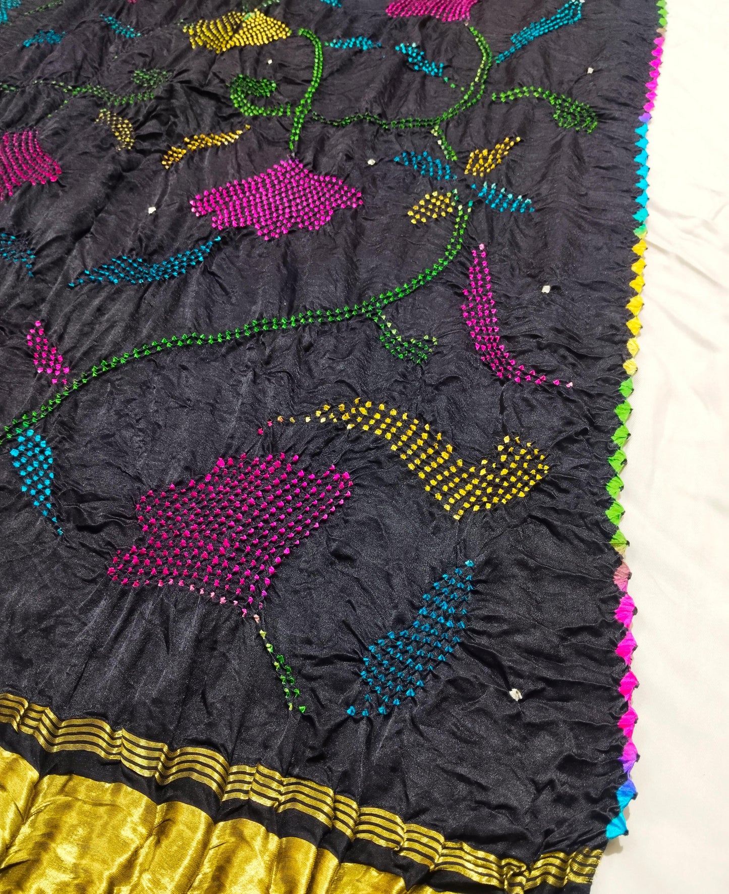 DUPPTA PREMIUM WEDDING PURE GAJISILK TRADITIONAL RAI BANDHNE WITH TISU PALLU