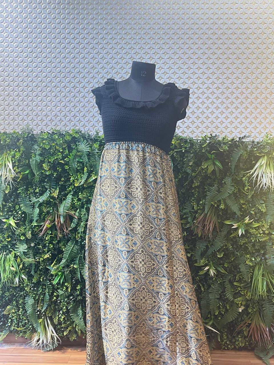 Rosaya Black & Block Print One-Piece Gown