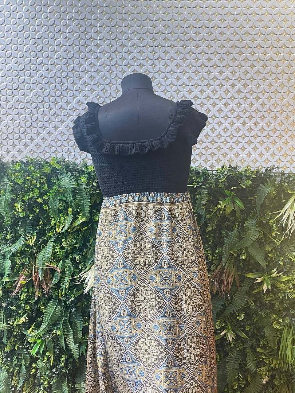 Rosaya Black & Block Print One-Piece Gown