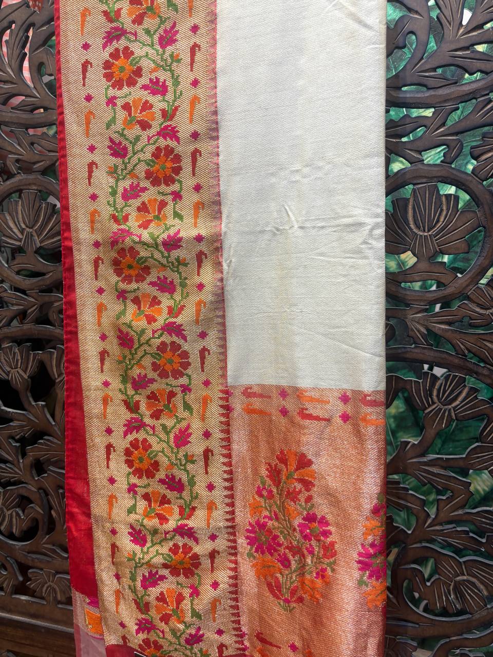 Rosaya 'Manjari' Off-White Paithani Silk Saree