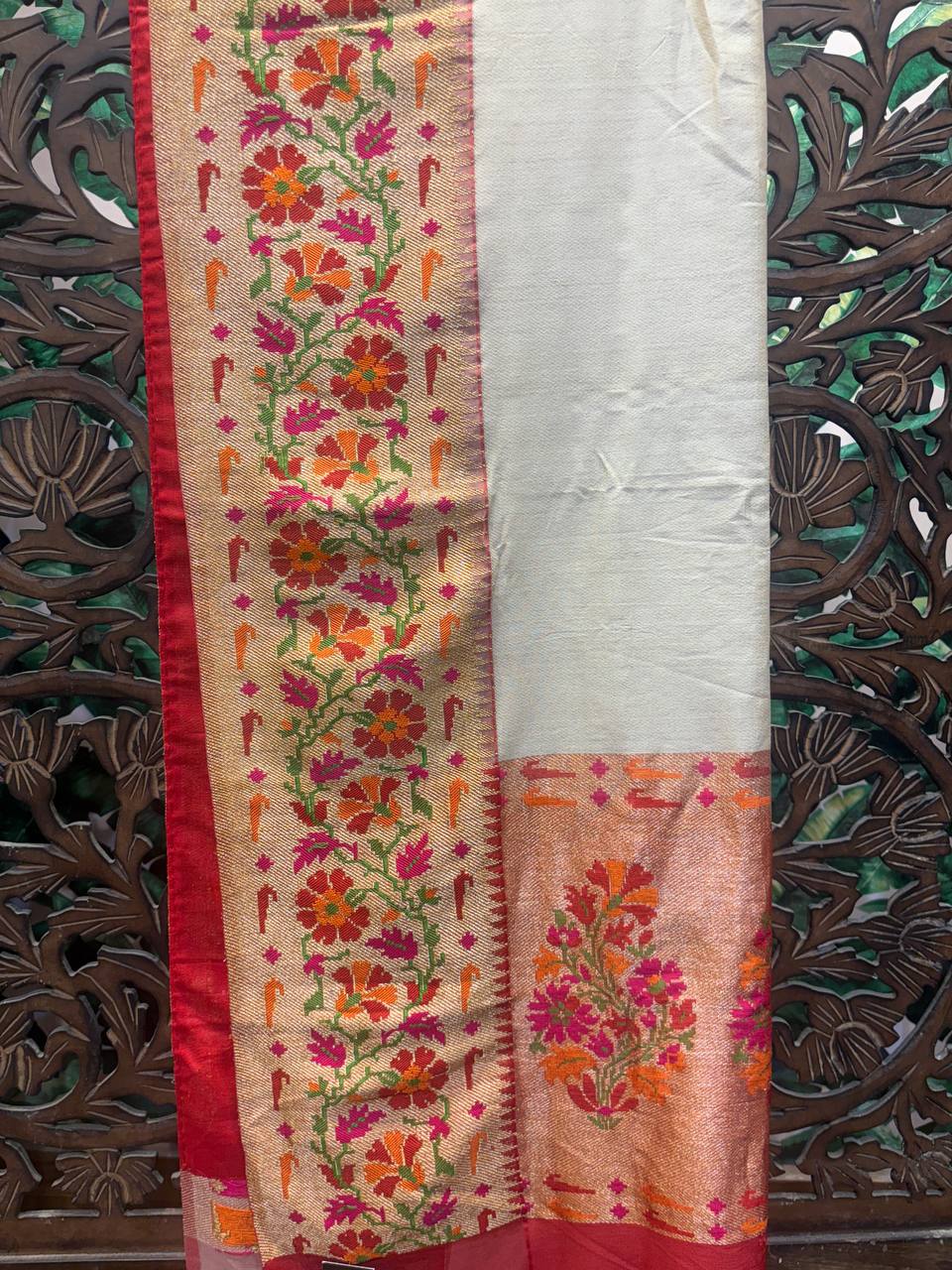 Rosaya 'Manjari' Off-White Paithani Silk Saree