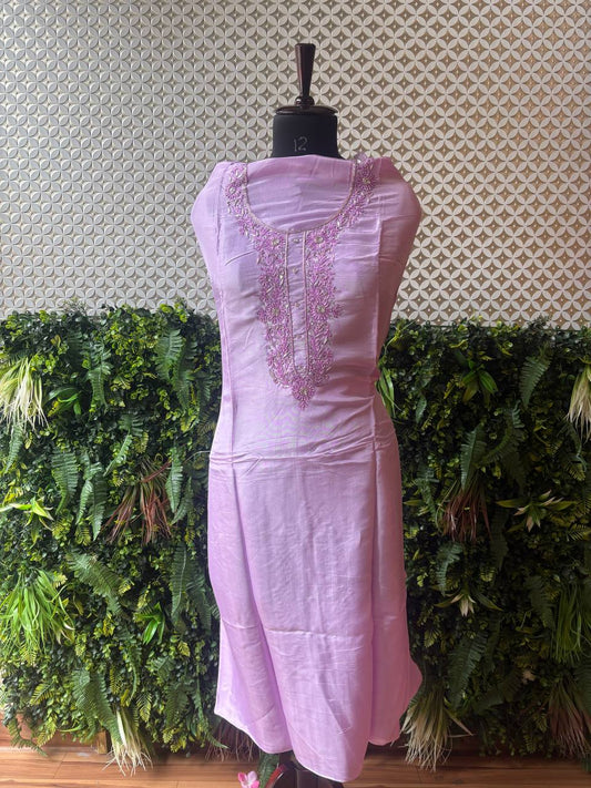 🌸 Mrinali – Zardozi Crepe Silk Kurti