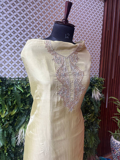 🪻 Halika – Zardozi Crepe Silk Kurti