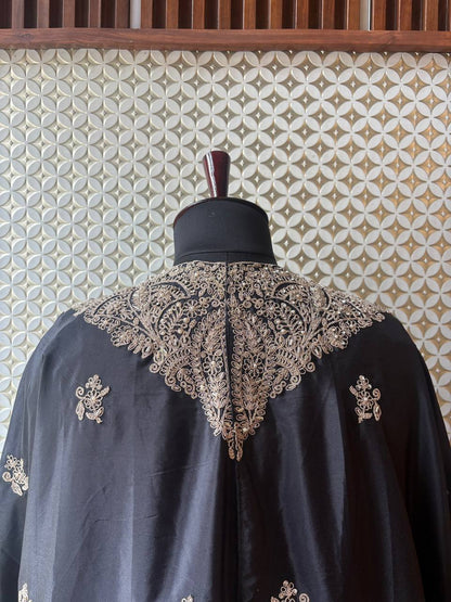🌟 Noor – Black Embroidered Cape Set