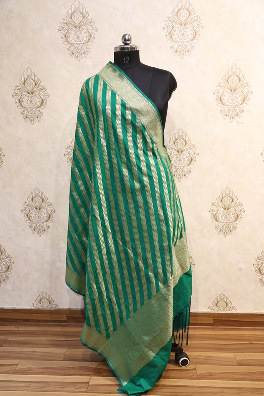 💚 Vaani Striped Banarasi Silk Dupatta