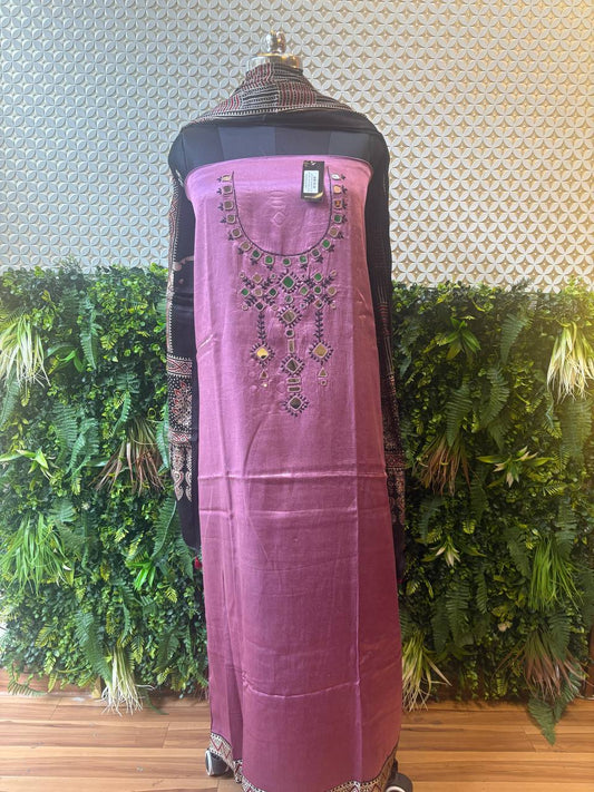 Gulbaag – Wine Kutch Mirror Work 3-Piece Suit Set