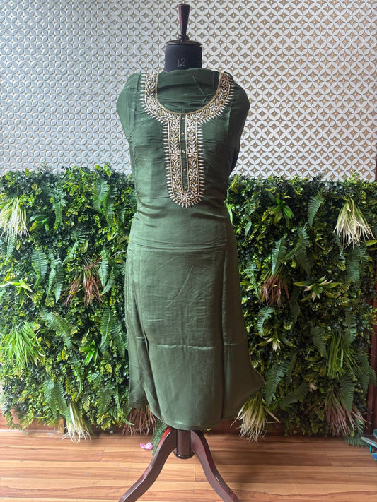 Parni – Zardozi Crepe Silk Kurti