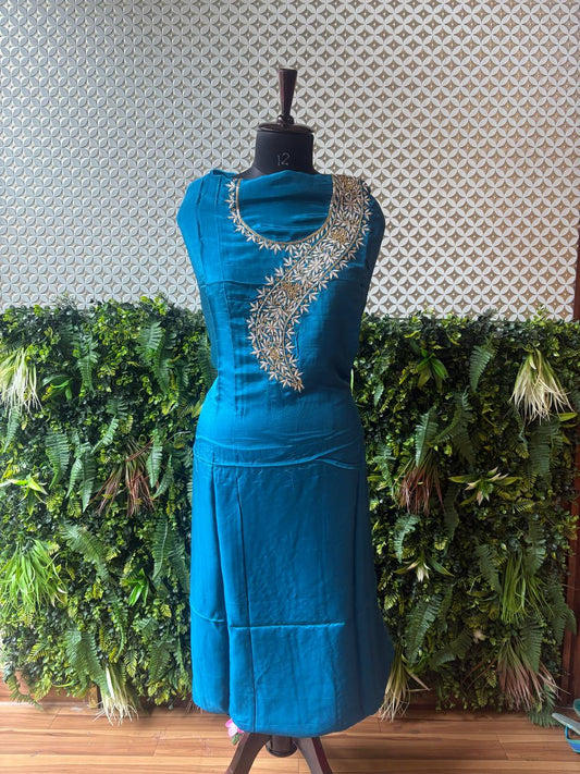 💙 Neelaya – Zardozi Crepe Silk Kurti