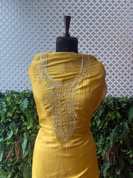 🌼 Kanak – Zardozi Crepe Silk Kurti