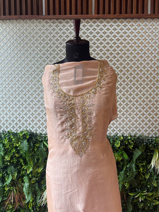 🌸 Gulbano – Zardozi Crepe Silk Kurti