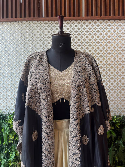 🌟 Noor – Black Embroidered Cape Set