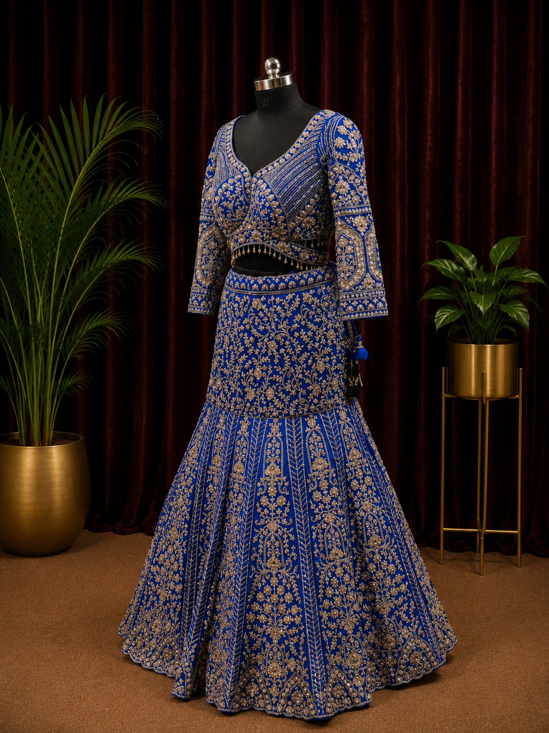 💙✨ Fishcut Lehenga Set – Royal Blue & Gold Elegance ✨💙