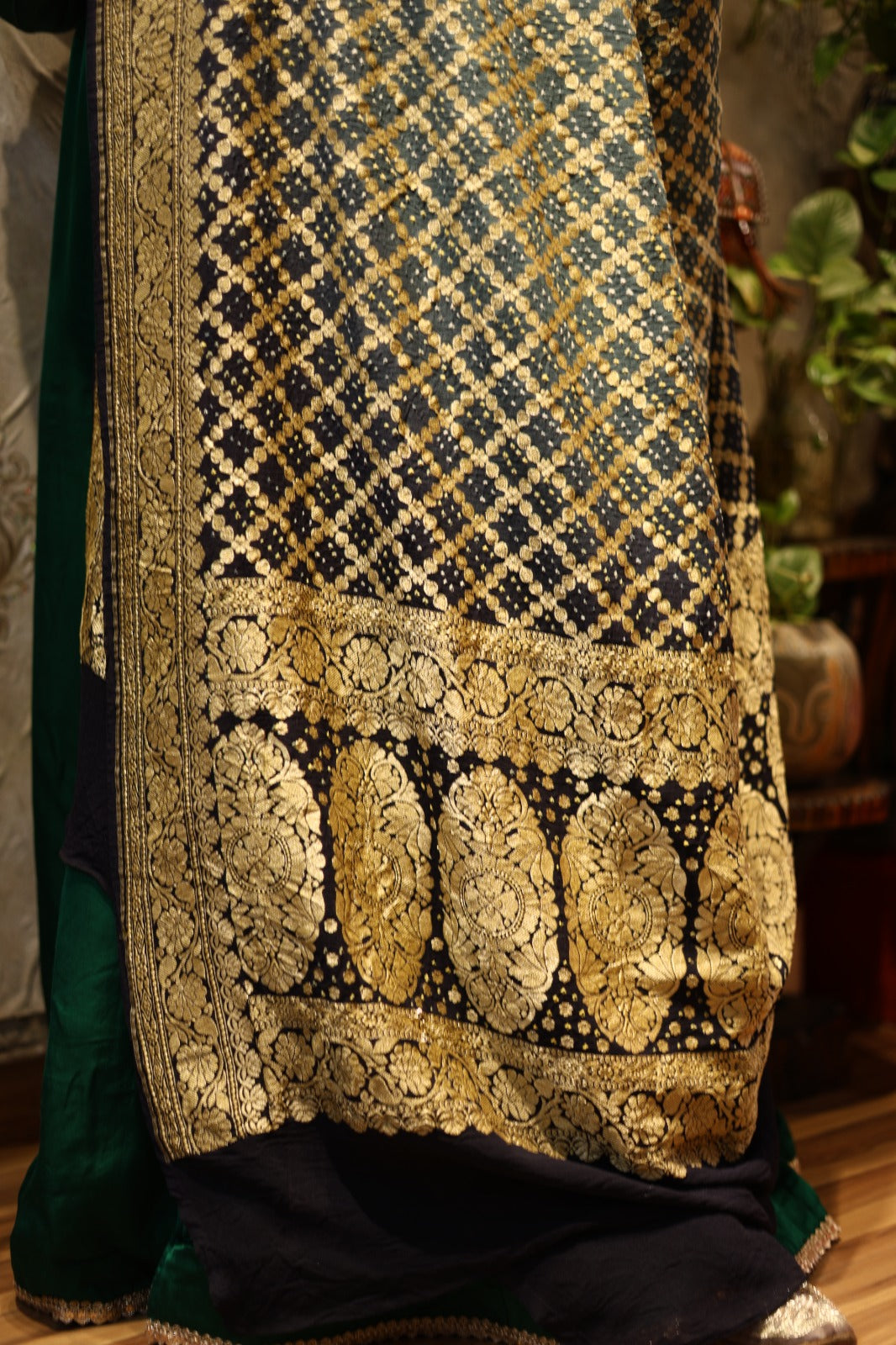 🖤✨Neem Jaal Zari Bandhani Dupatta ✨💚