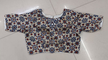 AJARAK BLOUSES