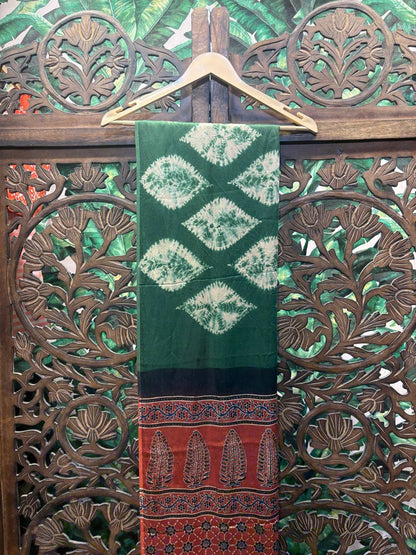 Vanya - Forest Green Tie-Dye & Block Print Saree